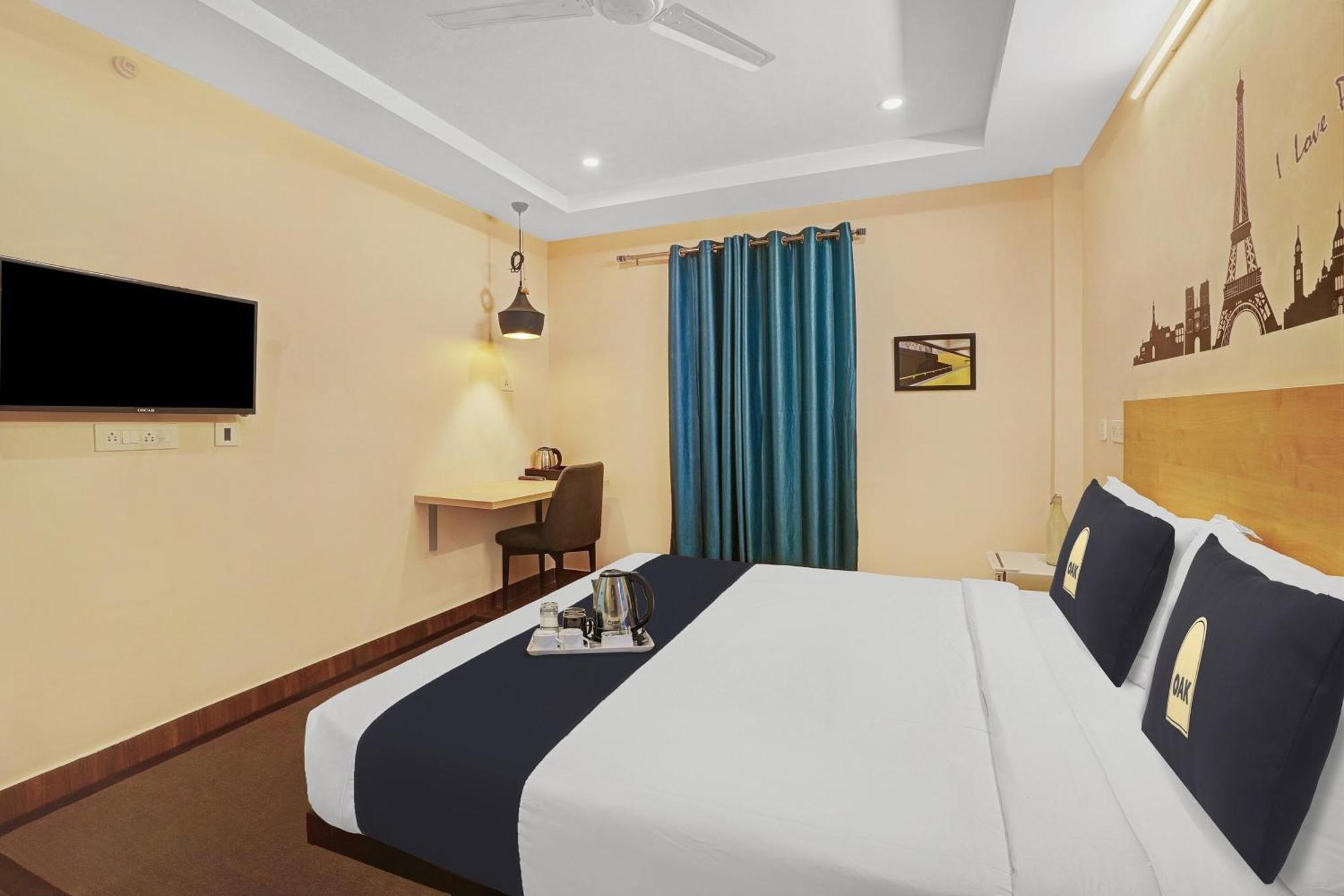 Capital O De Alphabet Kakinada Hotel Ngoại thất bức ảnh
